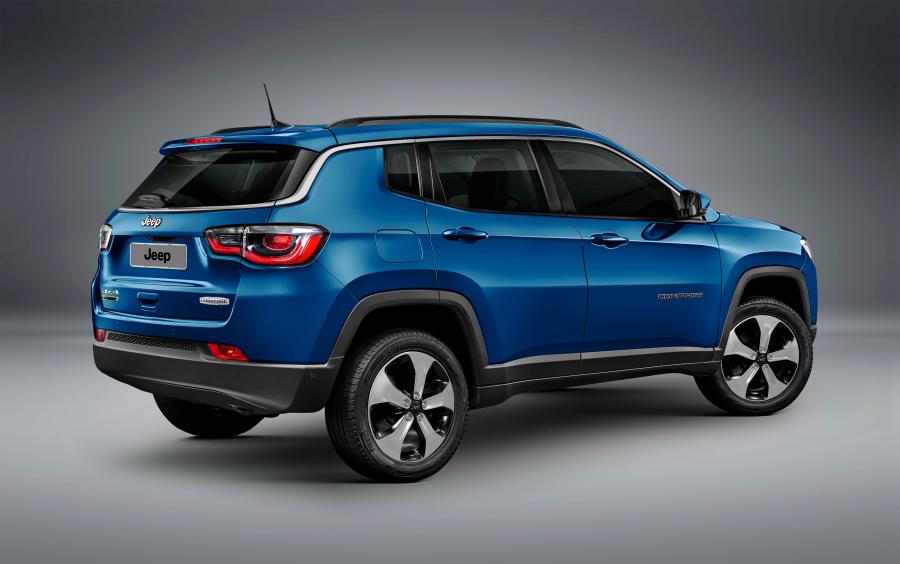  Jeep Compass Longitude 4x4 2016 года  (LA) (фото 10 из 26)